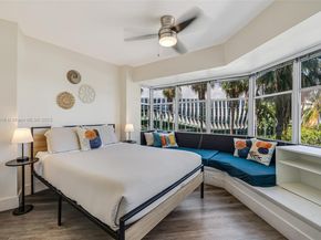 1881 Washington Ave 4B, Miami Beach FL 33139