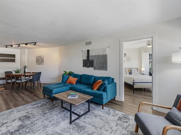 1881 Washington Ave 4B, Miami Beach FL 33139