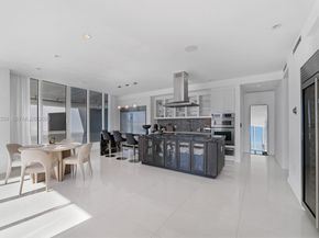 2020 N Bayshore Dr 4302, Miami FL 33137