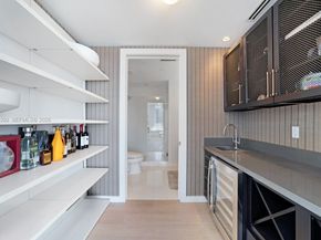 2020 N Bayshore Dr 4302, Miami FL 33137