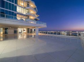 2020 N Bayshore Dr 4302, Miami FL 33137