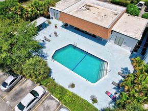 16851 NE 23rd Avenue 619, North Miami Beach FL 33160