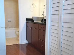 6900 Bay Dr 7F, Miami Beach FL 33141
