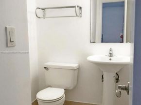 6900 Bay Dr 7F, Miami Beach FL 33141
