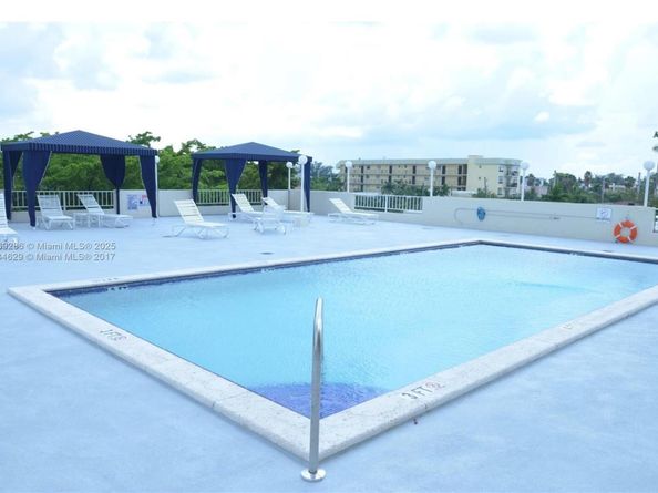 6900 Bay Dr 7F, Miami Beach FL 33141