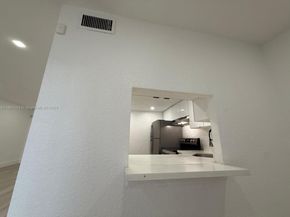 2655 NW 60th Way 195, Sunrise FL 33313