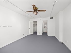 619 NE 14th Ave 304, Hallandale Beach FL 33009