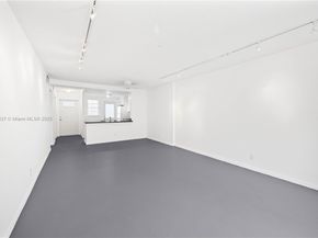 619 NE 14th Ave 304, Hallandale Beach FL 33009