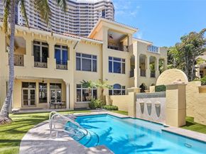 1504 Island Blvd, Aventura FL 33160