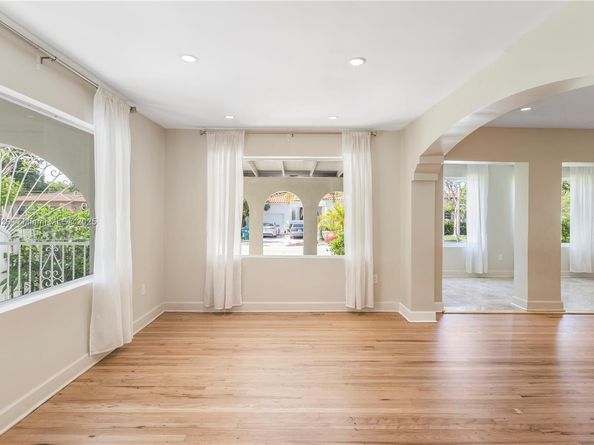 1776 SW 11th Ter, Miami FL 33135