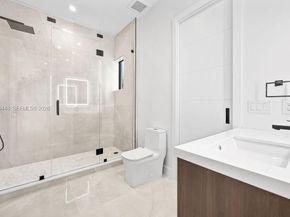 1122 NE 10th Ave, Fort Lauderdale FL 33304