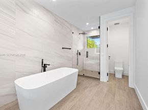 1122 NE 10th Ave, Fort Lauderdale FL 33304