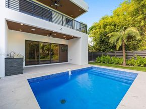 1122 NE 10th Ave, Fort Lauderdale FL 33304