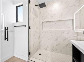 1122 NE 10th Ave, Fort Lauderdale FL 33304