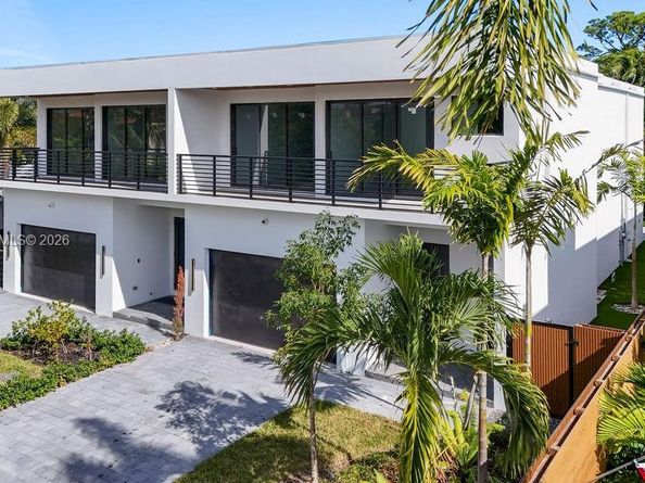 1122 NE 10th Ave, Fort Lauderdale FL 33304