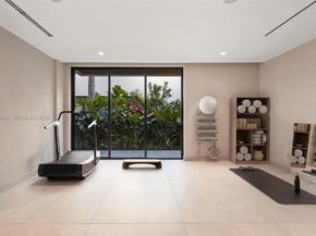 723 NE 77th St, Miami FL 33138