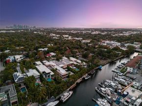 723 NE 77th St, Miami FL 33138