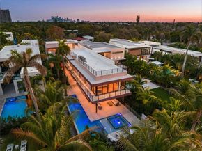 723 NE 77th St, Miami FL 33138