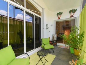 8733 NW 76th Dr, Tamarac FL 33321