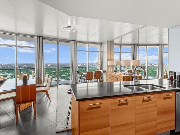 3301 NE 1st Ave H2907, Miami FL 33137