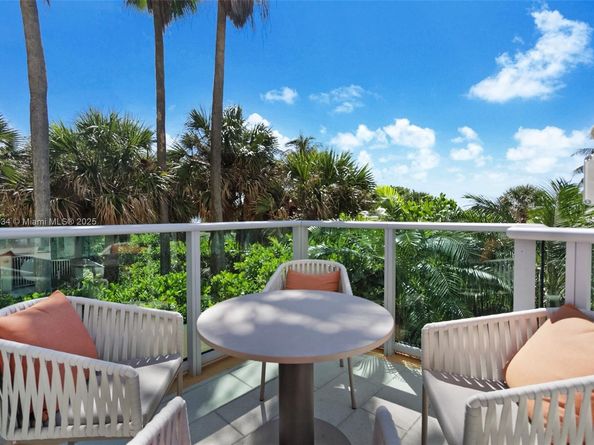1455 Ocean Dr 811, Miami Beach FL 33139