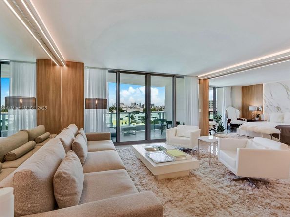 1455 Ocean Dr 811, Miami Beach FL 33139