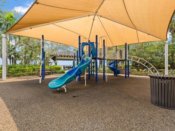 10987 Pinnacle Way, Parkland FL 33076
