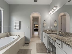 10987 Pinnacle Way, Parkland FL 33076