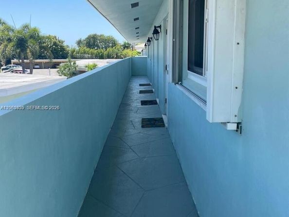 322 N Federal Hwy 233, Deerfield Beach FL 33441