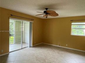 110 Lake Meryl Dr 216, West Palm Beach FL 33411