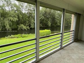 110 Lake Meryl Dr 216, West Palm Beach FL 33411