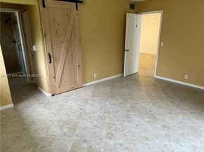 110 Lake Meryl Dr 216, West Palm Beach FL 33411