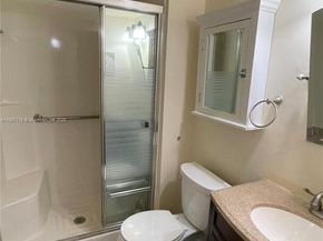 110 Lake Meryl Dr 216, West Palm Beach FL 33411