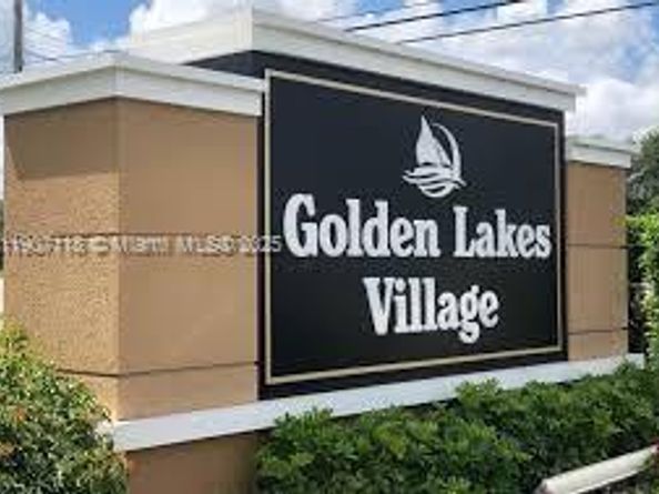 110 Lake Meryl Dr 216, West Palm Beach FL 33411