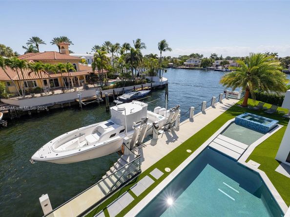 749 Bamboo Dr, Boca Raton FL 33432