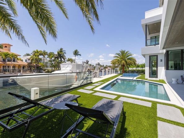 749 Bamboo Dr, Boca Raton FL 33432