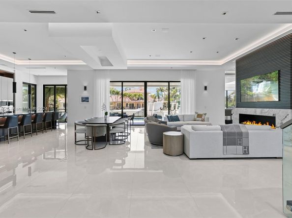 749 Bamboo Dr, Boca Raton FL 33432