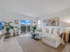 2455 Flamingo Dr 504, Miami Beach FL 33140