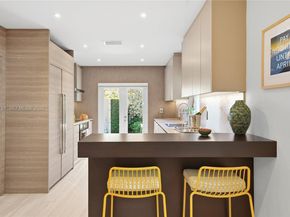 1220 W 21st St, Miami Beach FL 33140