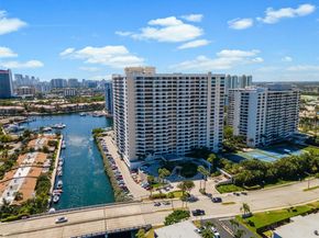 2500 Parkview Dr 2206, Hallandale Beach FL 33009