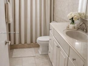 2500 Parkview Dr 2206, Hallandale Beach FL 33009