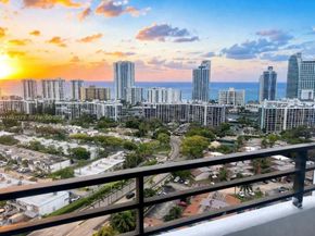 2500 Parkview Dr 2206, Hallandale Beach FL 33009