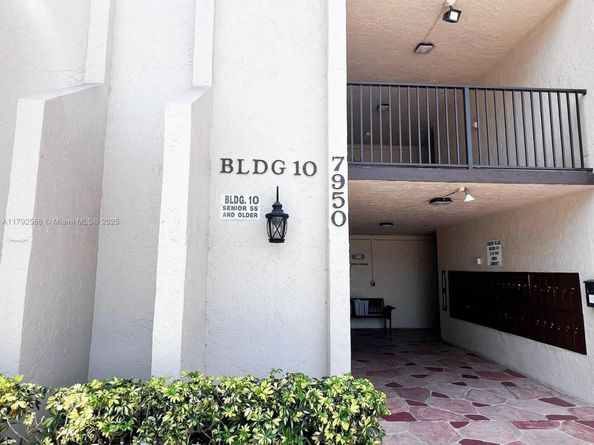 7950 W Mcnab Rd 222, Tamarac FL 33321