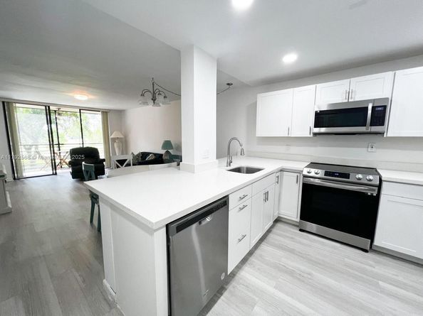 7950 W Mcnab Rd 222, Tamarac FL 33321