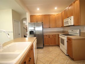 3377 Merrick Ln 707, Margate FL 33063