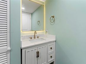 9118 SW 20th Ct, Davie FL 33324