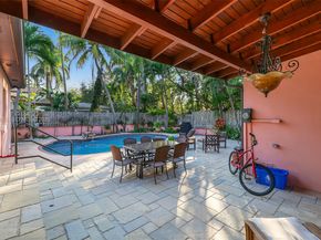 2650 Hilola St, Miami FL 33133