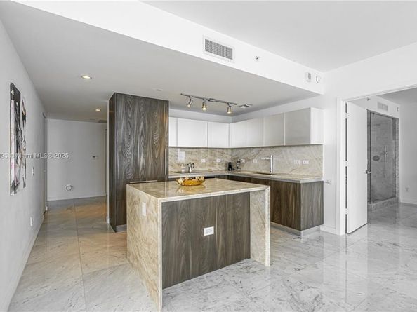 3131 NE 7th Ave 1901, Miami FL 33137