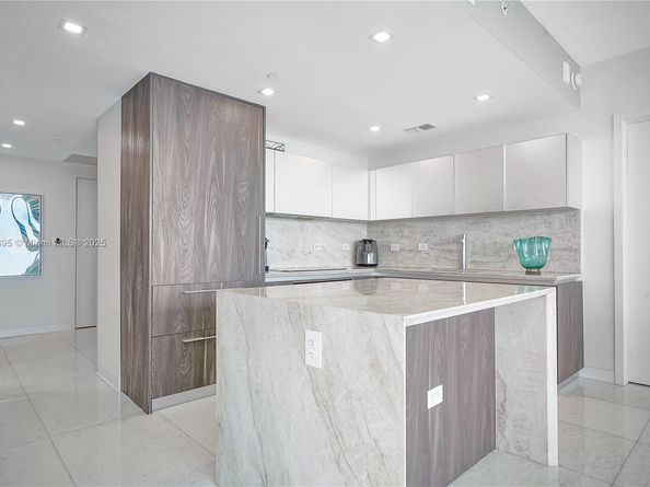 3131 NE 7th Ave 1901, Miami FL 33137