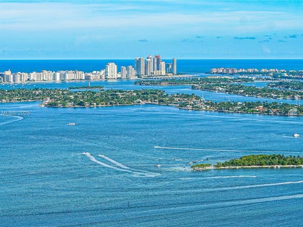 3131 NE 7th Ave 1901, Miami FL 33137